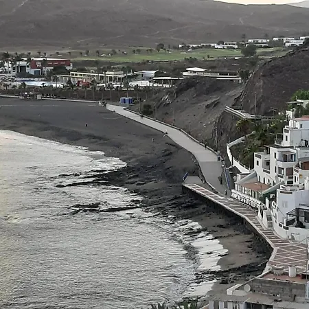 El Faro Λας Πλάγιας
