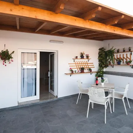 El Faro * Las Playas